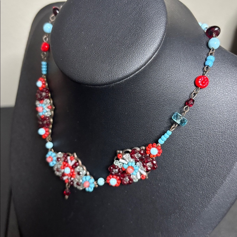 Vintage Elegant Dainty Multicolor Glass Mini Beaded Necklace Boho Western - Picture 2 of 7